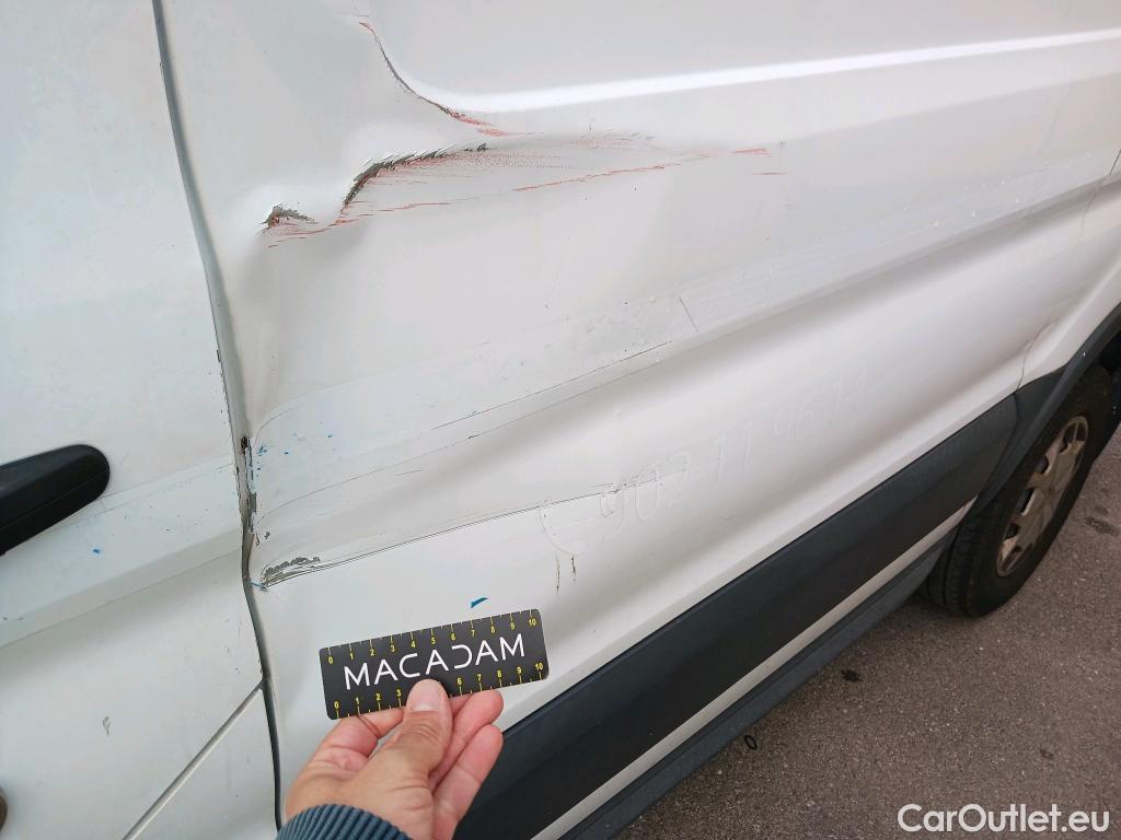  Ford  Transit FORD  / 2013 / 4P / furgón 350 96kW L2H2 Van Trend Delantera #3