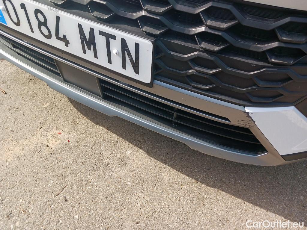  Hyundai  Bayon HYUNDAI  / 2024 / 5P / todoterreno 1.2 MPI Klass #12