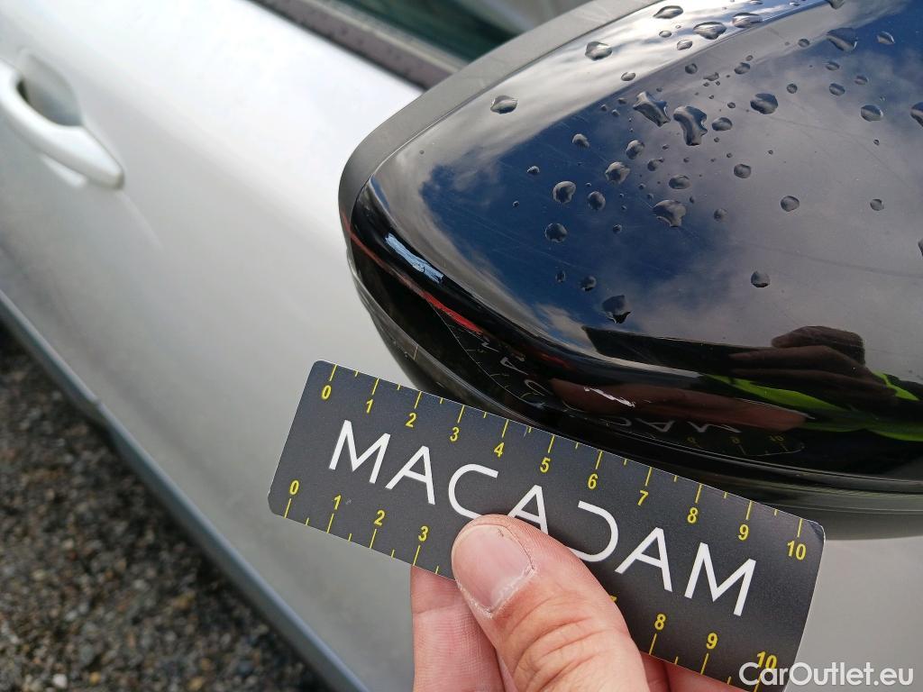  Peugeot  2008 PEUGEOT  / 2019 / 5P / todoterreno Allure BlueHDI 130 S&S EAT8 #43