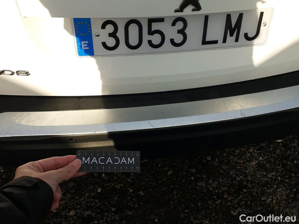  Peugeot  2008 PEUGEOT  / 2019 / 5P / todoterreno Active Pack BlueHDI 81kW (110CV) #28