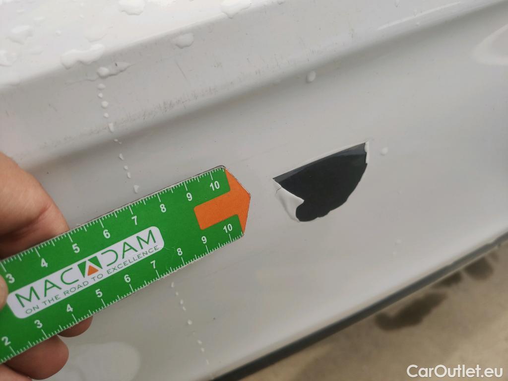  Mercedes  A-Klasse MERCEDES-BENZ Clase A / 2018 / 5P / berlina con portón A 250 e #20