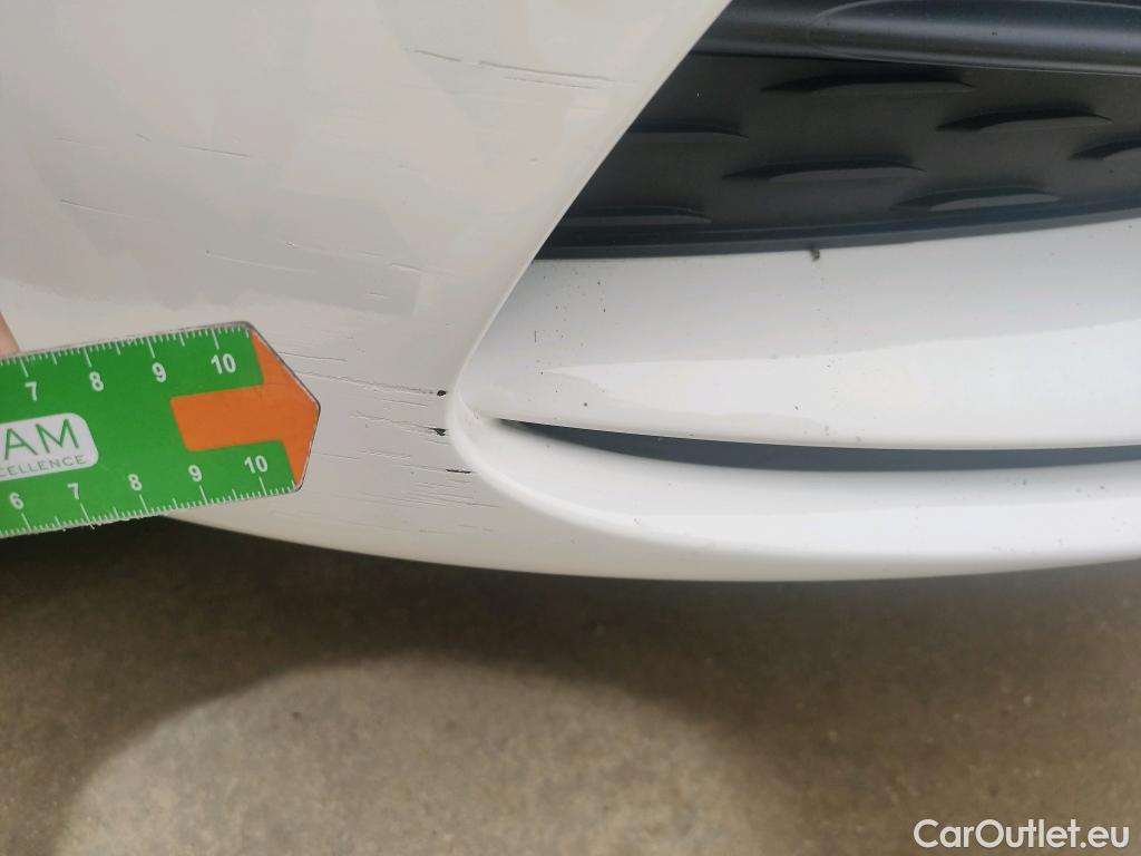  Mercedes  A-Klasse MERCEDES-BENZ Clase A / 2018 / 5P / berlina con portón A 250 e #18