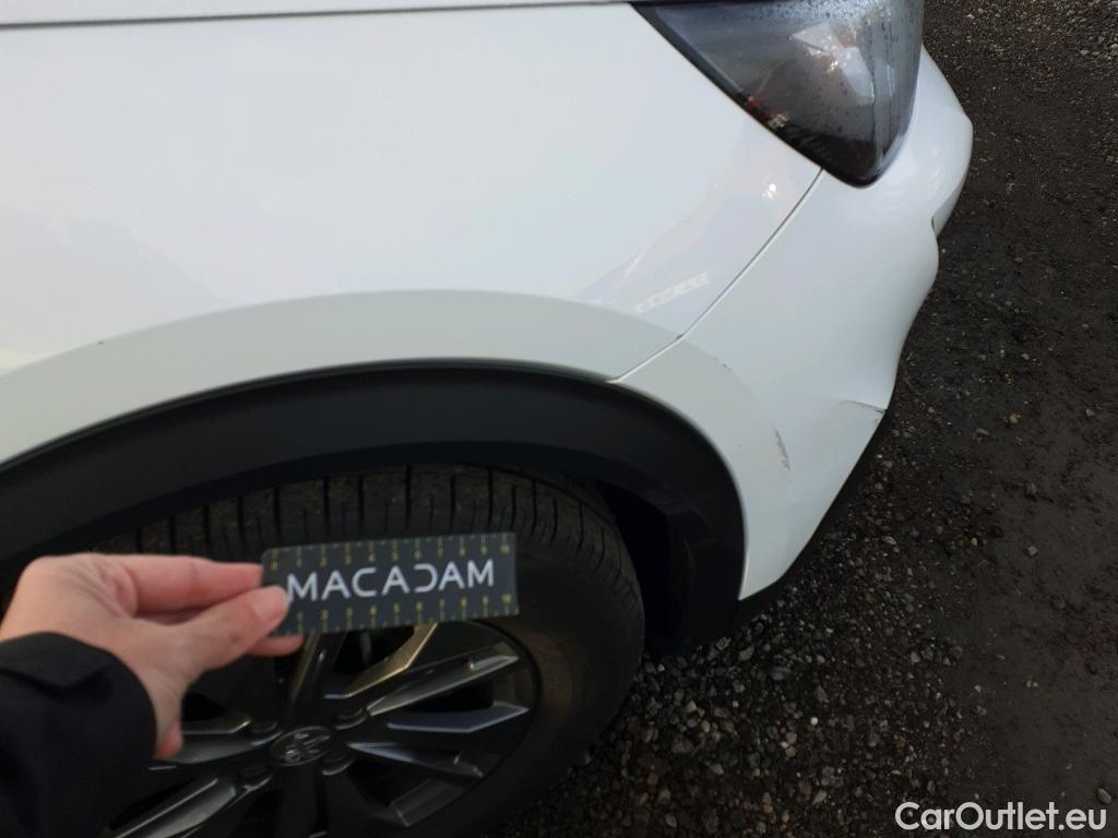  Peugeot  2008 PEUGEOT  / 2019 / 5P / todoterreno Active Pack BlueHDI 81kW (110CV) #36