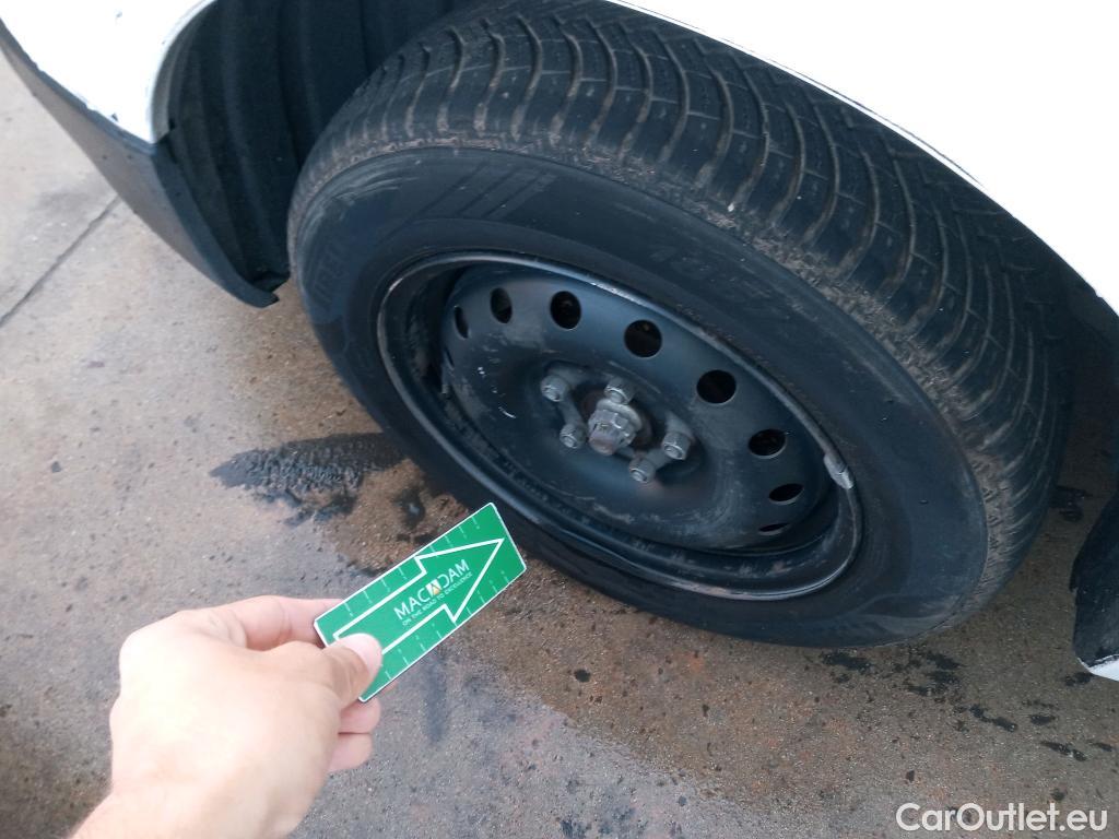  Nissan  NV200 NISSAN e- / 2009 / 4P / furgón Furgón 4p 40 kWh PROFESIONAL #61