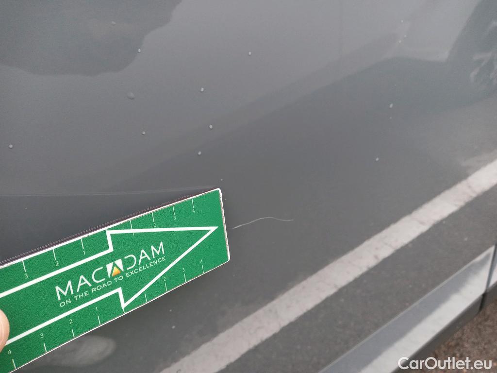  Land Rover  Discovery NISSAN QASHQAI / 2024 / 5P / todoterreno DIG-T 103kW N-Connecta #5