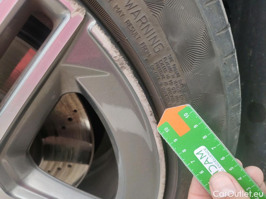  Mercedes  A-Klasse MERCEDES-BENZ Clase A / 2018 / 5P / berlina con portón A 250 e #4