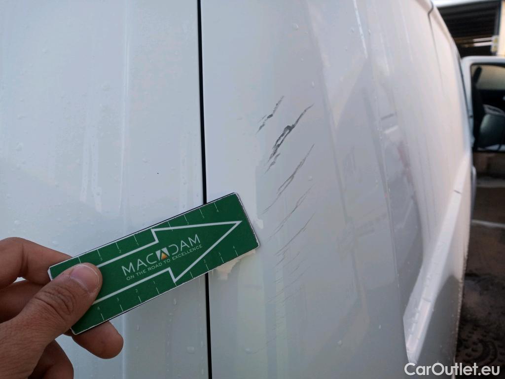  Nissan  NV200 NISSAN e- / 2009 / 4P / furgón Furgón 4p 40 kWh PROFESIONAL #27