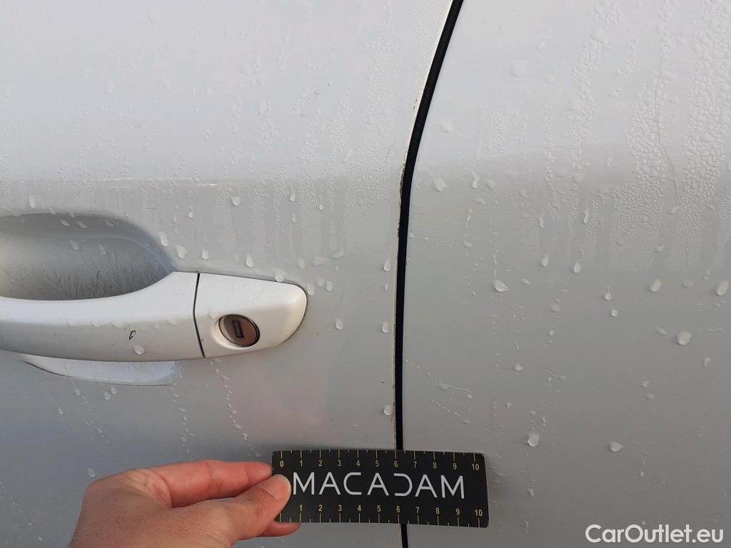  Peugeot  2008 PEUGEOT  / 2019 / 5P / todoterreno Active Pack BlueHDI 81kW (110CV) #6