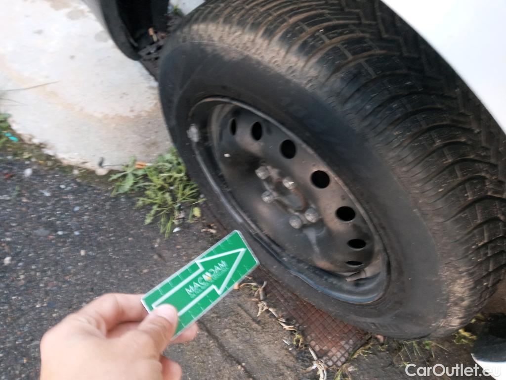  Nissan  NV200 NISSAN e- / 2009 / 4P / furgón Furgón 4p 40 kWh PROFESIONAL #56