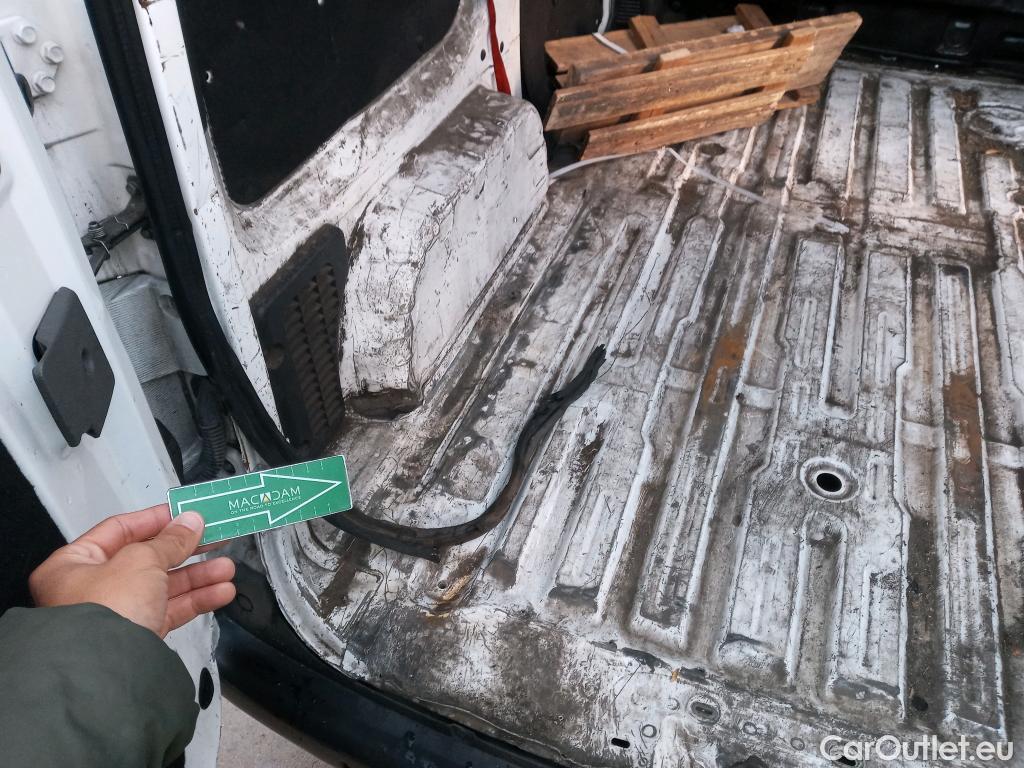  Nissan  NV200 NISSAN e- / 2009 / 4P / furgón Furgón 4p 40 kWh PROFESIONAL #5