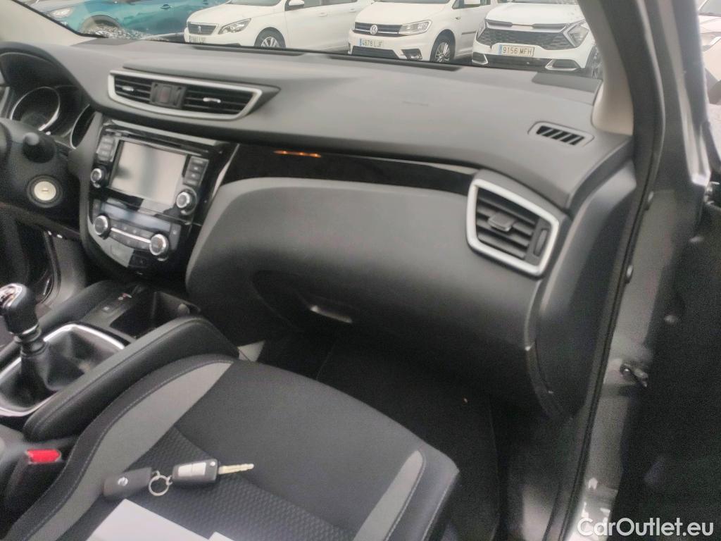  Nissan  Qashqai NISSAN  / 2017 / 5P / todoterreno DIG-T 103 kW (140 CV) E6D ACENTA #9
