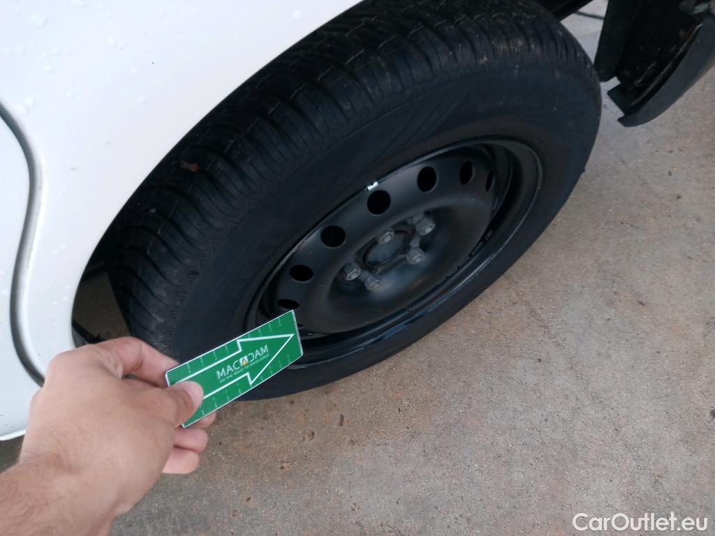  Nissan  NV200 NISSAN e- / 2009 / 4P / furgón Furgón 4p 40 kWh PROFESIONAL #58