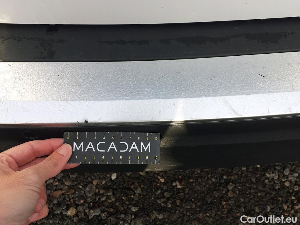  Peugeot  2008 PEUGEOT  / 2019 / 5P / todoterreno Active Pack BlueHDI 81kW (110CV) #29