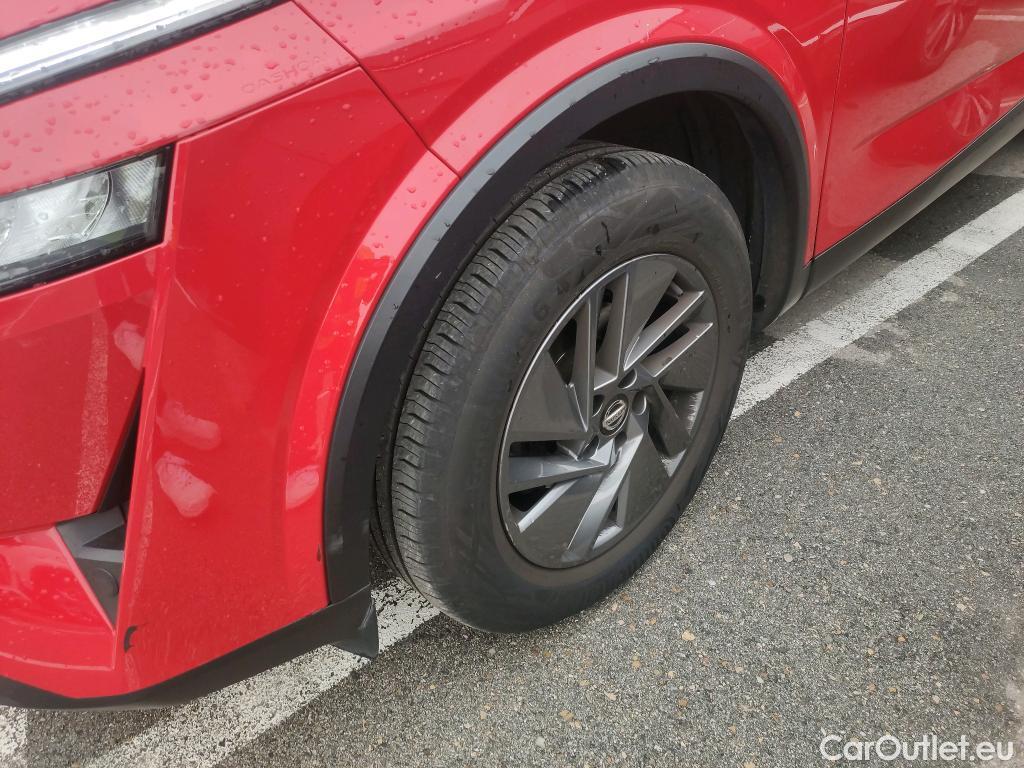  Nissan  Qashqai NISSAN  / 2021 / 5P / todoterreno DIG-T 103kW (140CV) mHEV 4x2 Acenta #31