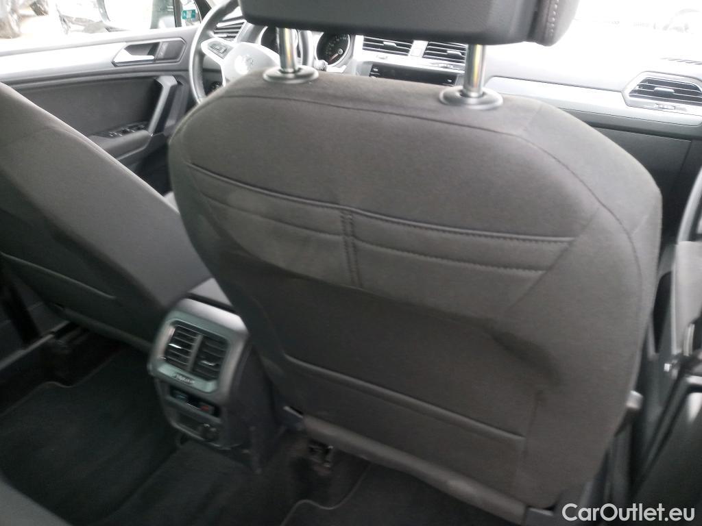  Volkswagen  Tiguan VOLKSWAGEN  / 2020 / 5P / todoterreno Life 2.0 TDI 110kW (150CV) DSG (AC2) #14
