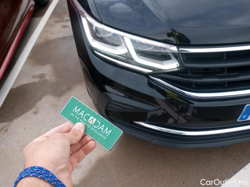  Volkswagen  Tiguan VOLKSWAGEN  / 2020 / 5P / todoterreno Life 2.0 TDI 110kW (150CV) DSG (AC2) #16