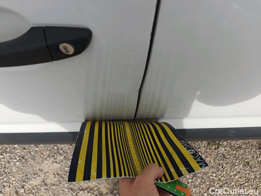  Citroen  Berlingo CITROEN  COMBI Talla M BlueHDi 100 S&S LIVE (IND) #9