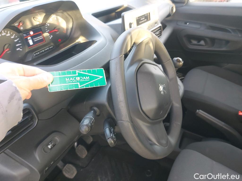  Peugeot  RIFTER PEUGEOT  / 2018 / 4P / combi Access Standard BlueHDi 73kW (AC) #16