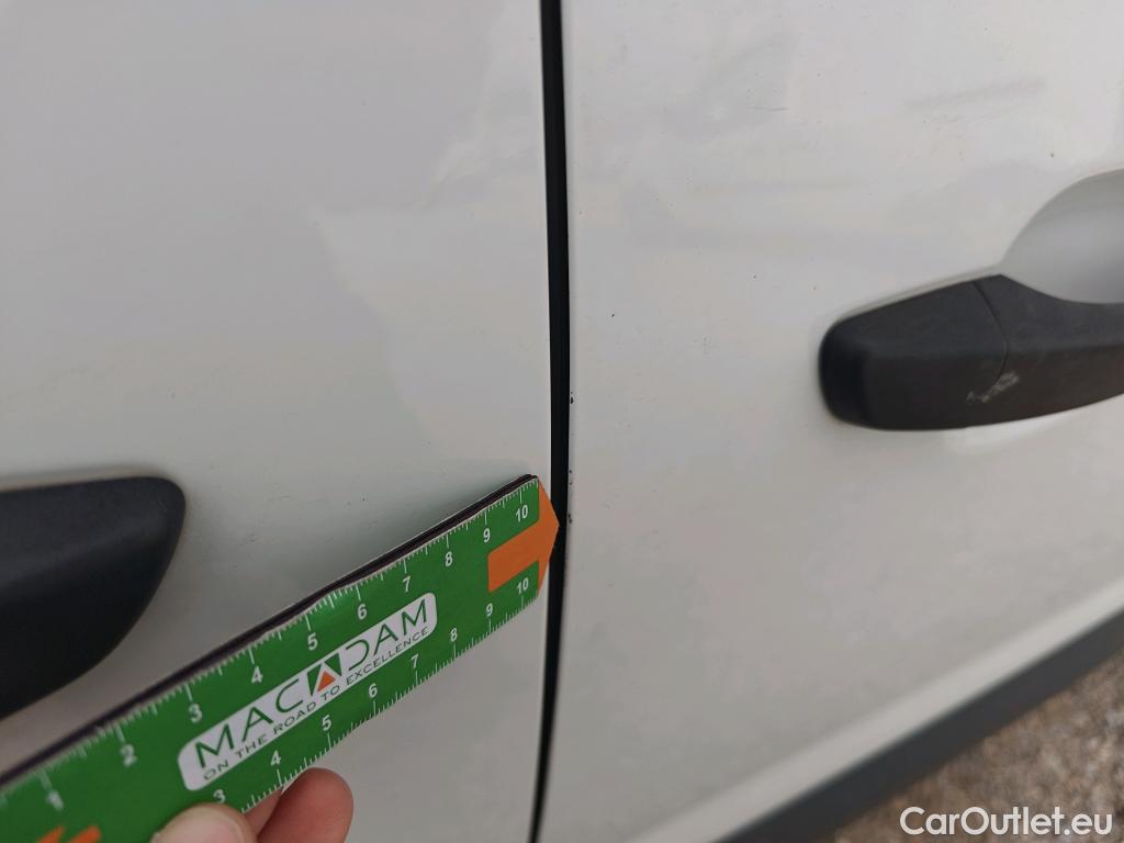  Citroen  Berlingo CITROEN  COMBI Talla M BlueHDi 100 S&S LIVE (IND) #36