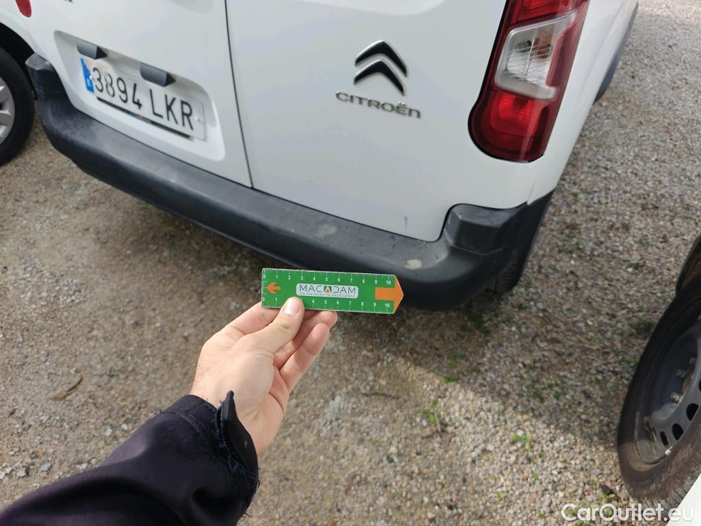  Citroen  Berlingo CITROEN  COMBI Talla M BlueHDi 100 S&S LIVE (IND) #24