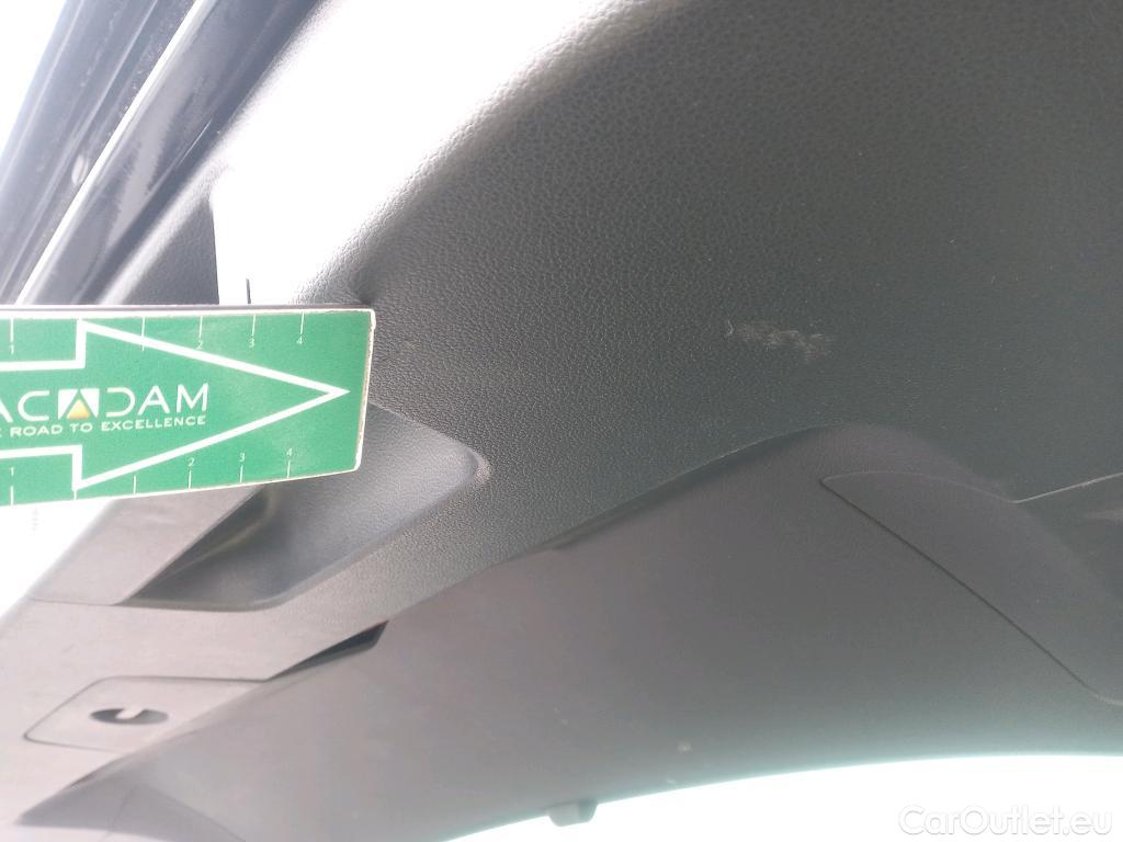  Volkswagen  Tiguan VOLKSWAGEN  / 2020 / 5P / todoterreno Life 2.0 TDI 110kW (150CV) DSG (AC2) #5