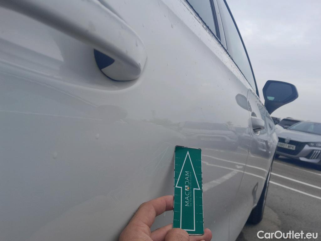  Land Rover  Discovery SEAT Nuevo León / 2020 / 5P / berlina con portón 2.0 TDI 85kW S&S Style Go (AC3) #4