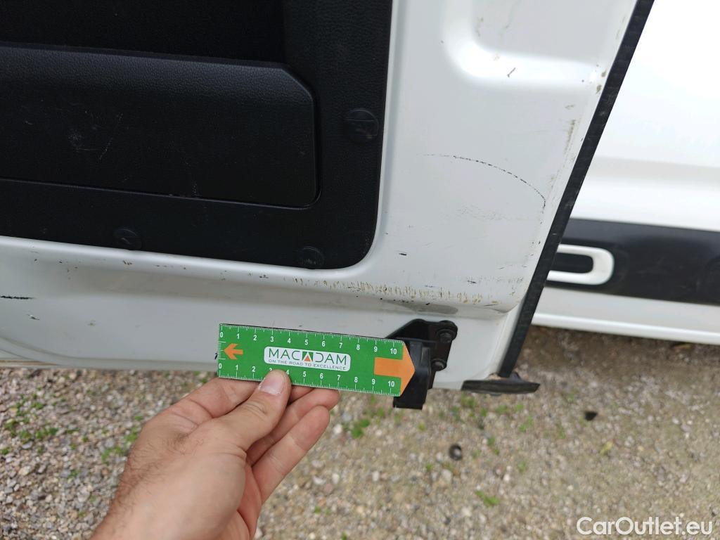  Citroen  Berlingo CITROEN  COMBI Talla M BlueHDi 100 S&S LIVE (IND) #17