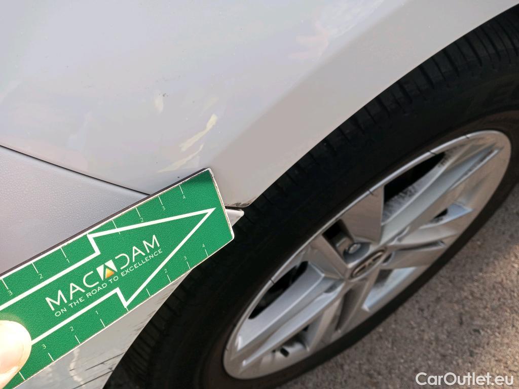  Toyota  Corolla TOYOTA  1.8 125H ACTIVE TECH E-CVT #13