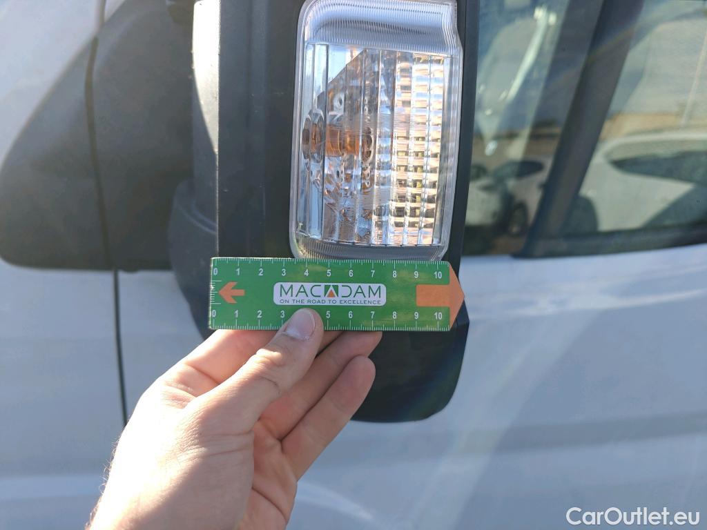  Opel  Movano OPEL  / 2021 / 4P / furgón Furgón Base L2H2 3.5T 2.2 BlueHDi 103kW #61