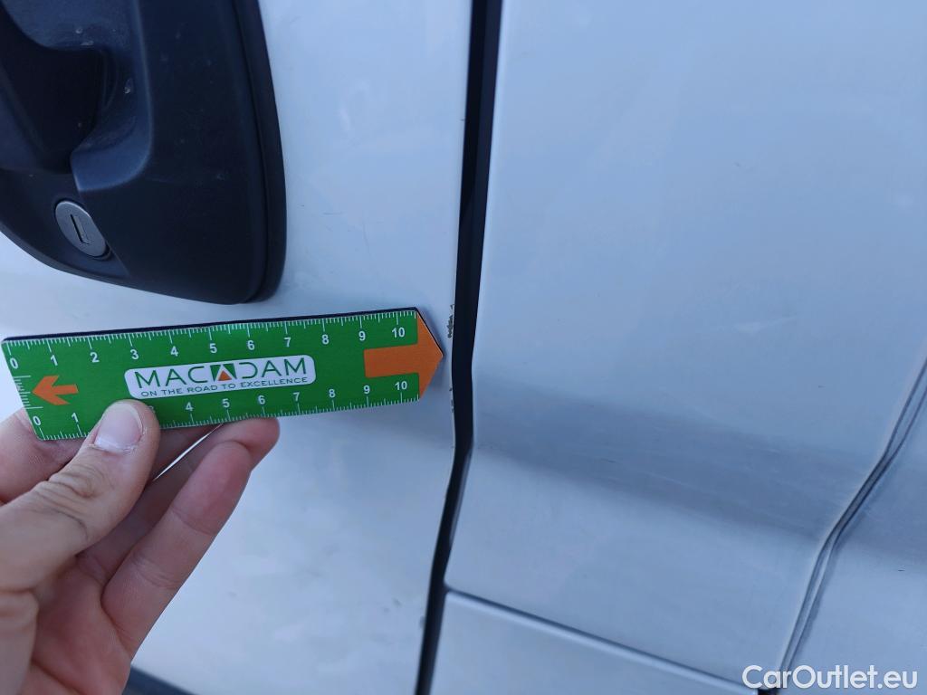  Opel  Movano OPEL  / 2021 / 4P / furgón Furgón Base L2H2 3.5T 2.2 BlueHDi 103kW #23