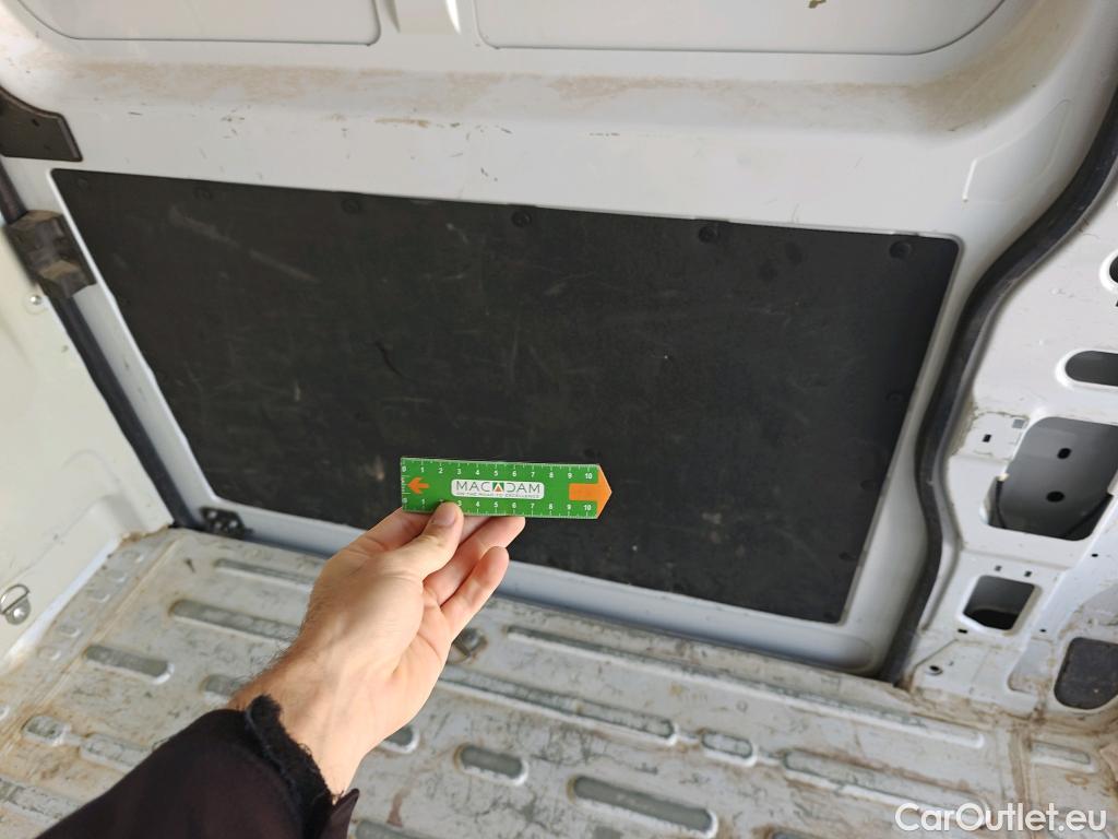  Opel  Movano OPEL  / 2021 / 4P / furgón Furgón Base L2H2 3.5T 2.2 BlueHDi 103kW #17