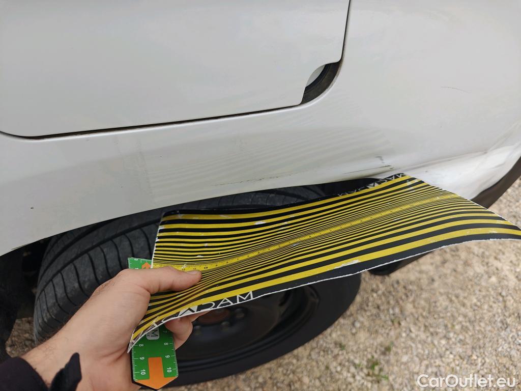  Land Rover  Discovery FIAT Doblò / 2022 / 5P / combi Combi (N1) BlueHDi 1.5 L 100CV (AC) #29