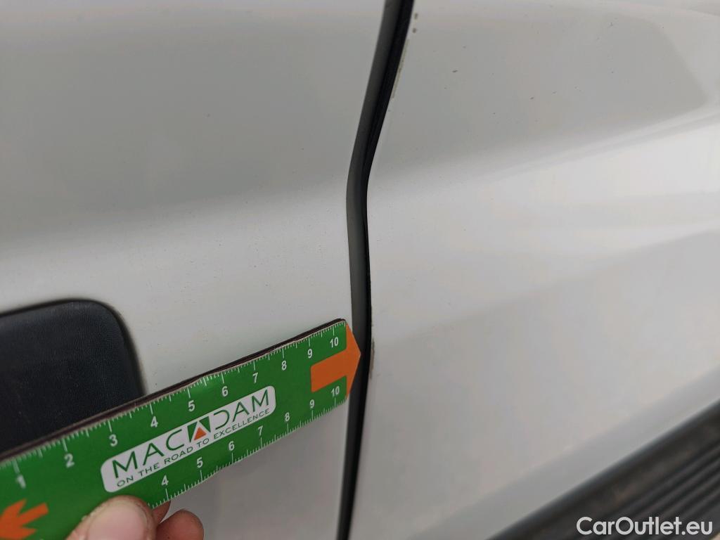  Opel  Movano OPEL  / 2021 / 4P / Furgón Base L2H2 3.5T 2.2 BHDi 88kW #78