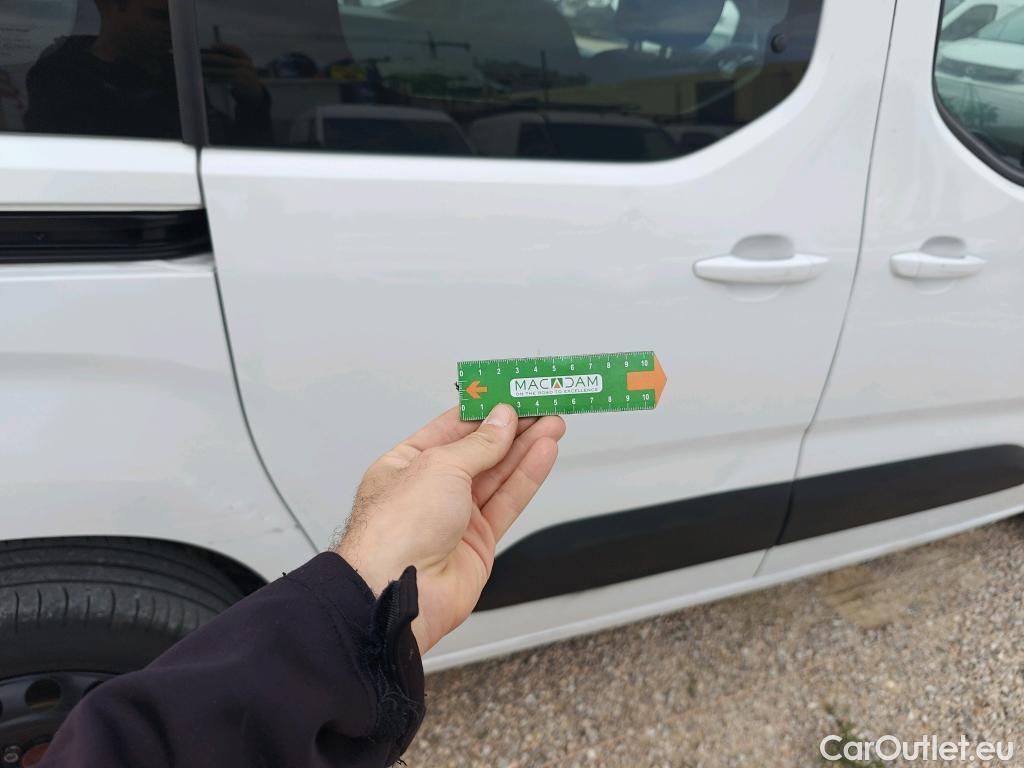  Land Rover  Discovery FIAT Doblò / 2022 / 5P / combi Combi (N1) BlueHDi 1.5 L 100CV (AC) #52