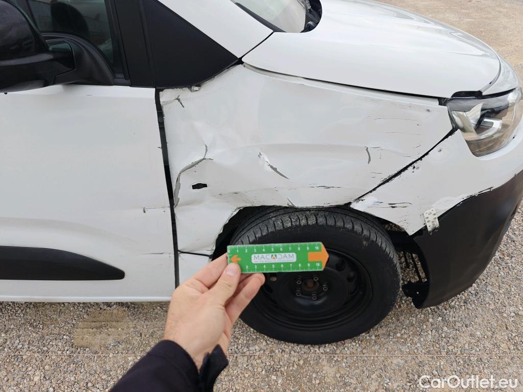  Land Rover  Discovery FIAT Doblò / 2022 / 5P / combi Combi (N1) BlueHDi 1.5 L 100CV (AC) #18