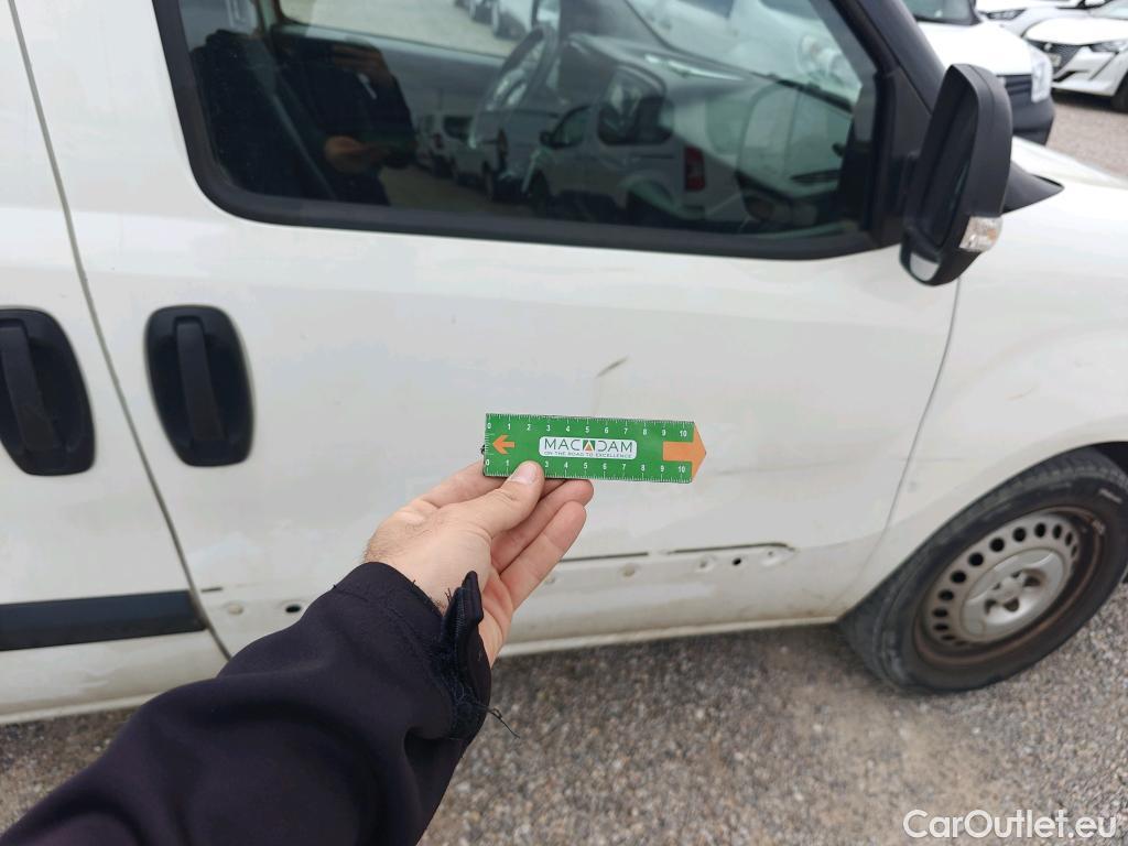  Fiat  Doblo FIAT DOBLÒ CARGO VU 4p 3G furgón derivad Base Maxi 1.3 Mjet 90 E5+ #41