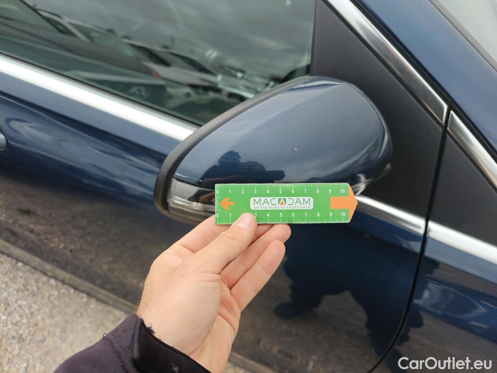  Mercedes  B-Klasse MERCEDES-BENZ Clase B / 2019 / 5P / monovolumen compacto B 180 d #52