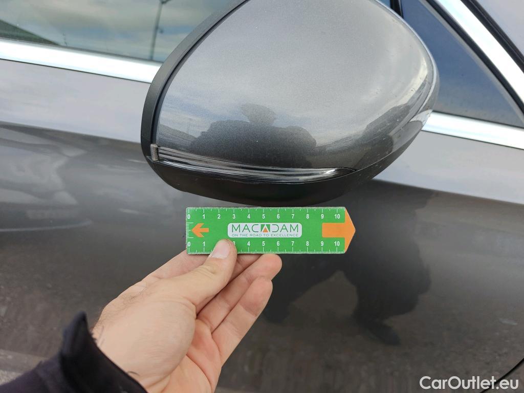  Mercedes  A-Klasse MERCEDES-BENZ Clase A / 2018 / 4P / sedán Sedán A 250 e #36