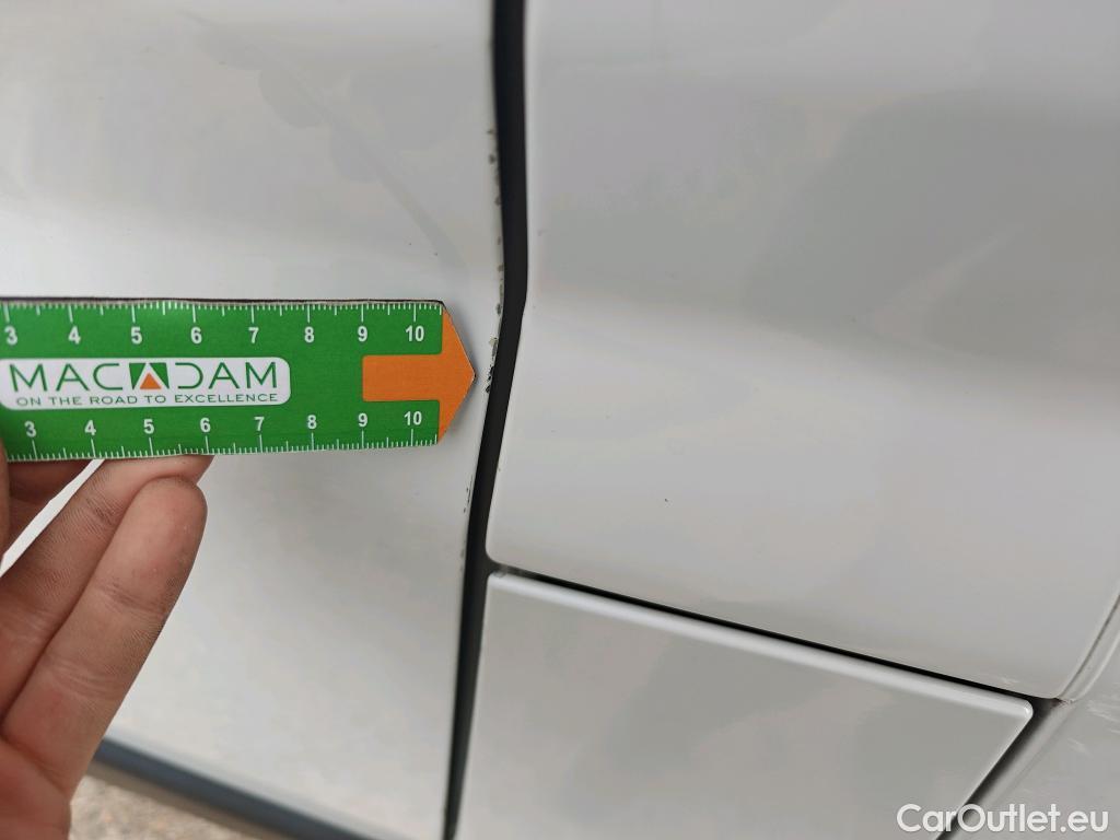  Opel  Movano OPEL  / 2021 / 4P / Furgón Base L2H2 3.5T 2.2 BHDi 88kW #35