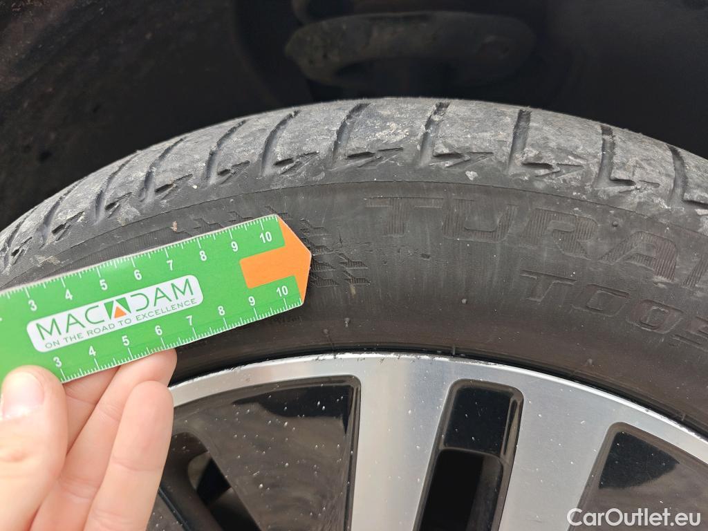  Mercedes  B-Klasse MERCEDES-BENZ Clase B / 2019 / 5P / monovolumen compacto B 180 d #18