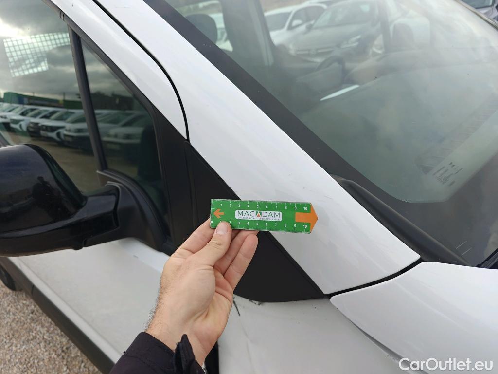  Land Rover  Discovery FIAT Doblò / 2022 / 5P / combi Combi (N1) BlueHDi 1.5 L 100CV (AC) #113