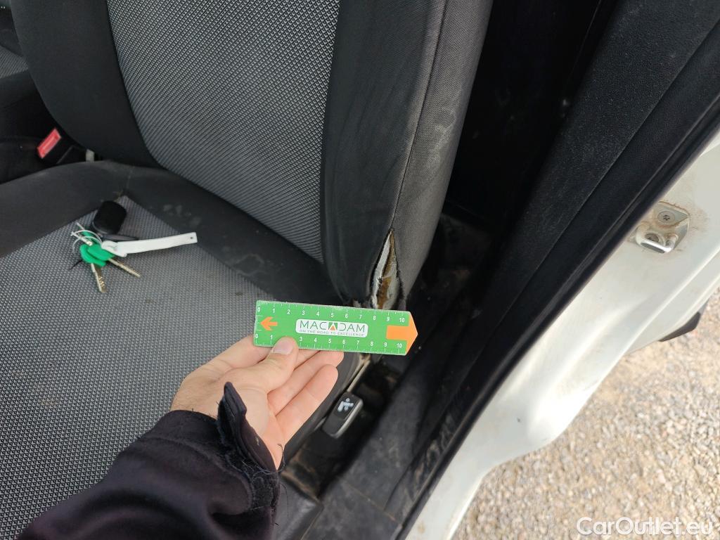  Fiat  Doblo FIAT DOBLÒ CARGO VU 4p 3G furgón derivad Base Maxi 1.3 Mjet 90 E5+ #61