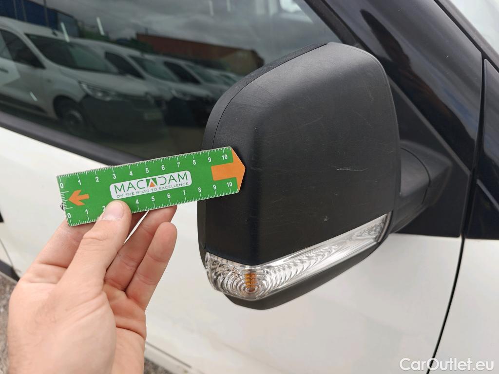  Fiat  Doblo FIAT DOBLÒ CARGO VU 4p 3G furgón derivad Base Maxi 1.3 Mjet 90 E5+ #78