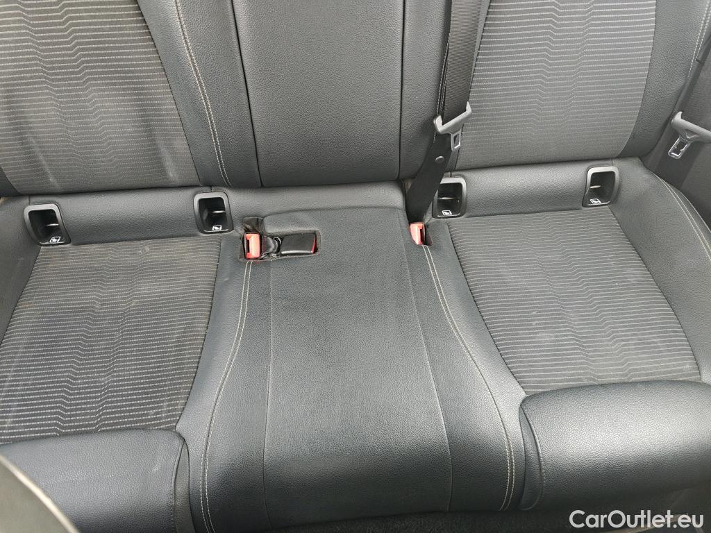  Mercedes  B-Klasse MERCEDES-BENZ Clase B / 2019 / 5P / monovolumen compacto B 180 d #60