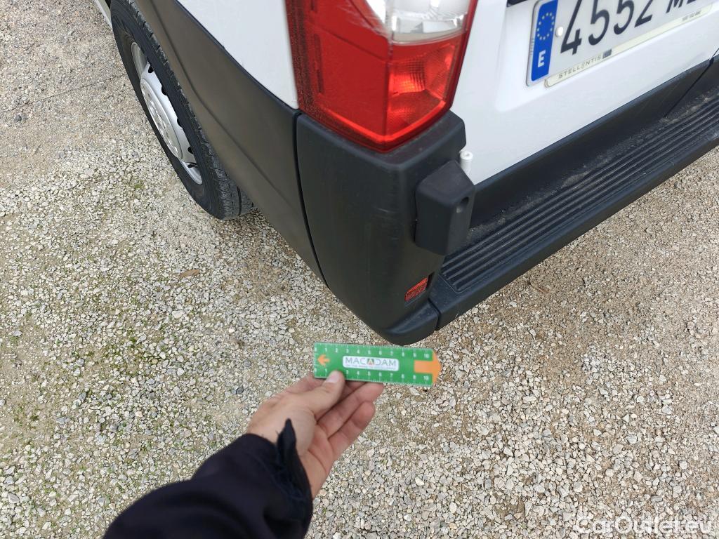  Opel  Movano OPEL  / 2021 / 4P / Furgón Base L2H2 3.5T 2.2 BHDi 88kW #47