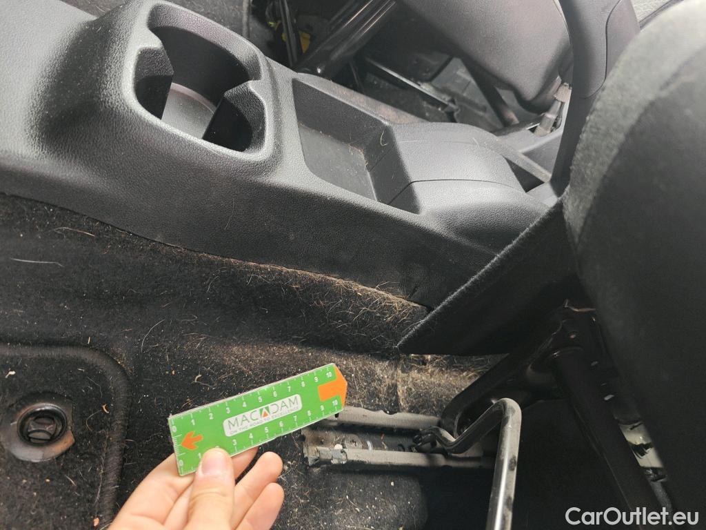  Land Rover  Discovery FIAT Doblò / 2022 / 5P / combi Combi (N1) BlueHDi 1.5 L 100CV (AC) #77