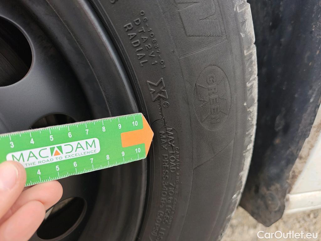  Land Rover  Discovery FIAT Doblò / 2022 / 5P / combi Combi (N1) BlueHDi 1.5 L 100CV (AC) #64