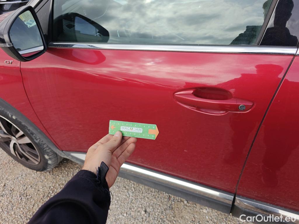  Peugeot  5008 PEUGEOT  / 2020 / 5P / todoterreno 1.5 BlueHDi 96kW S&S GT EAT8 #41