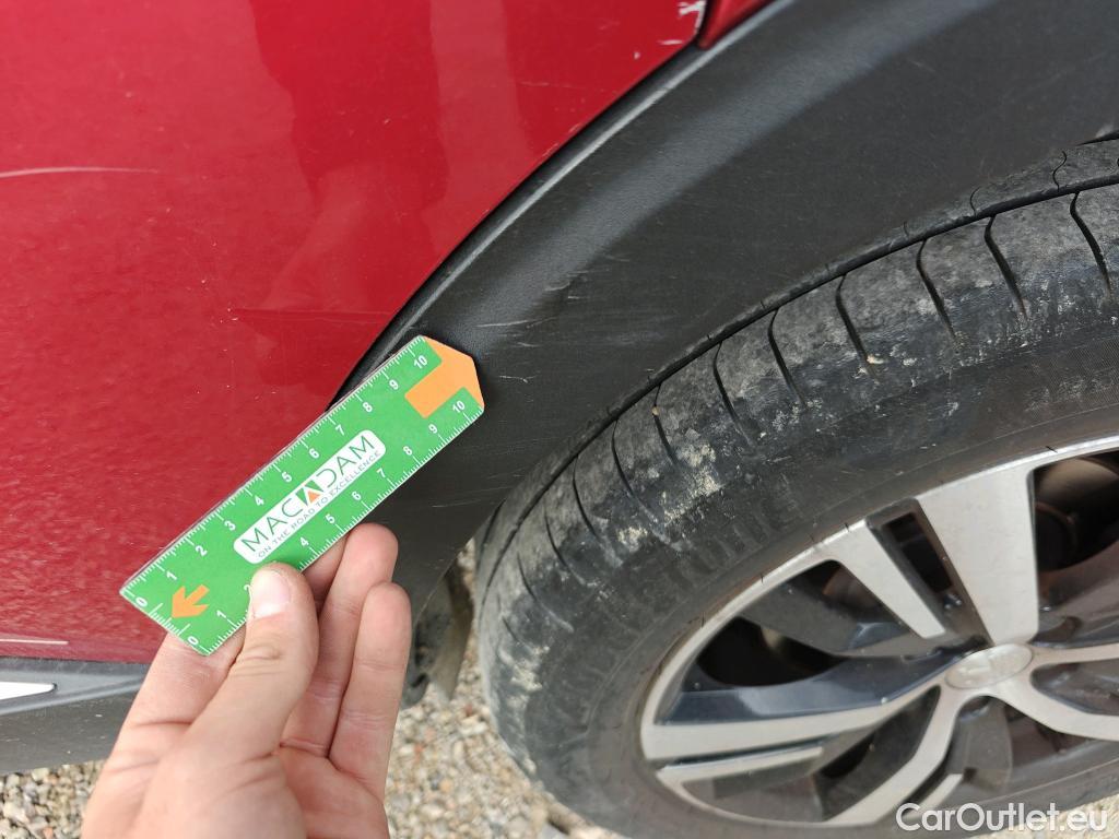  Peugeot  5008 PEUGEOT  / 2020 / 5P / todoterreno 1.5 BlueHDi 96kW S&S GT EAT8 #40