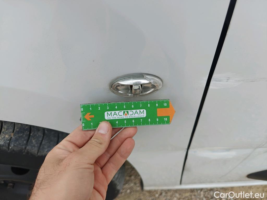  Land Rover  Discovery FIAT Doblò / 2022 / 5P / combi Combi (N1) BlueHDi 1.5 L 100CV (AC) #95